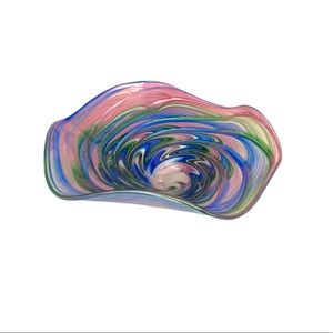 Beautiful Art Glass. Ruffled edges, signed BLW 2009.